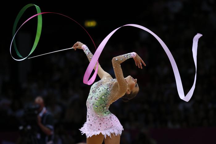 Фоторепортаж о выступлении Евгении Канаевой в финале олимпийских соревнований по художественной гимнастике. Фото: Jamie Squire / Getty Images